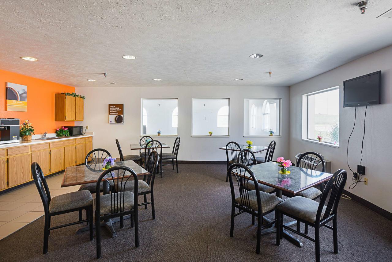 Motel 6 Omaha - Iat West 外观 照片