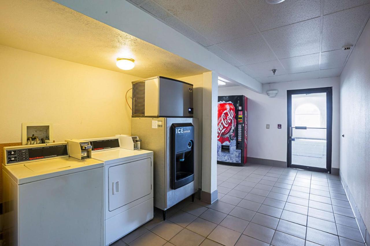 Motel 6 Omaha - Iat West 外观 照片
