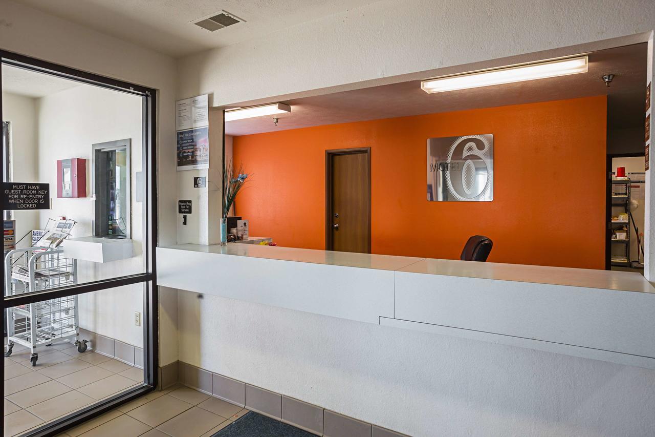 Motel 6 Omaha - Iat West 外观 照片